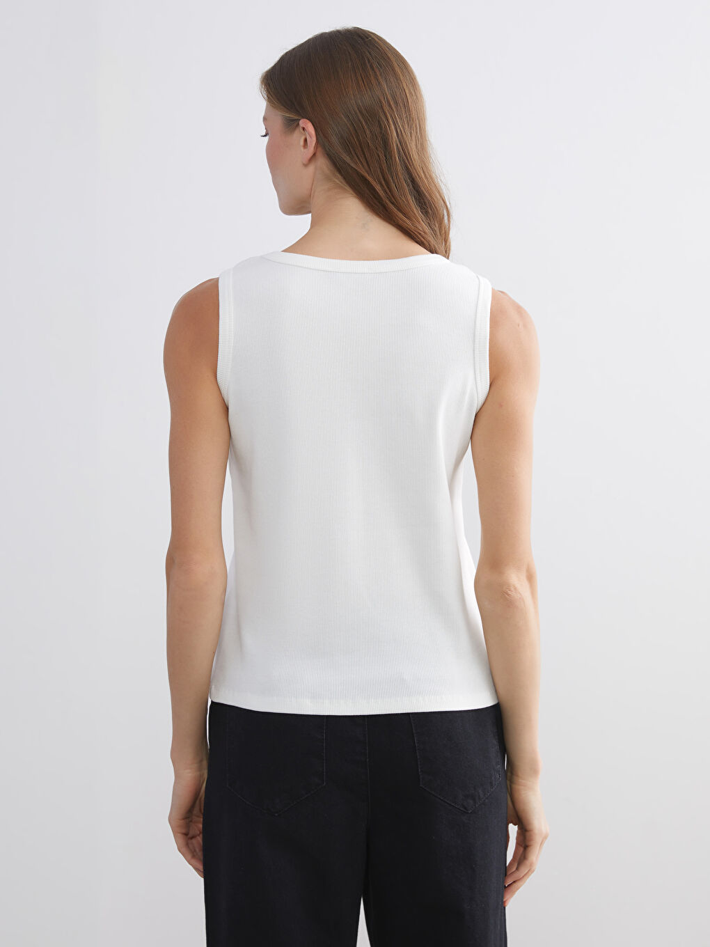 Ekru Bisiklet Yaka Taşlı Kadın Atlet-3