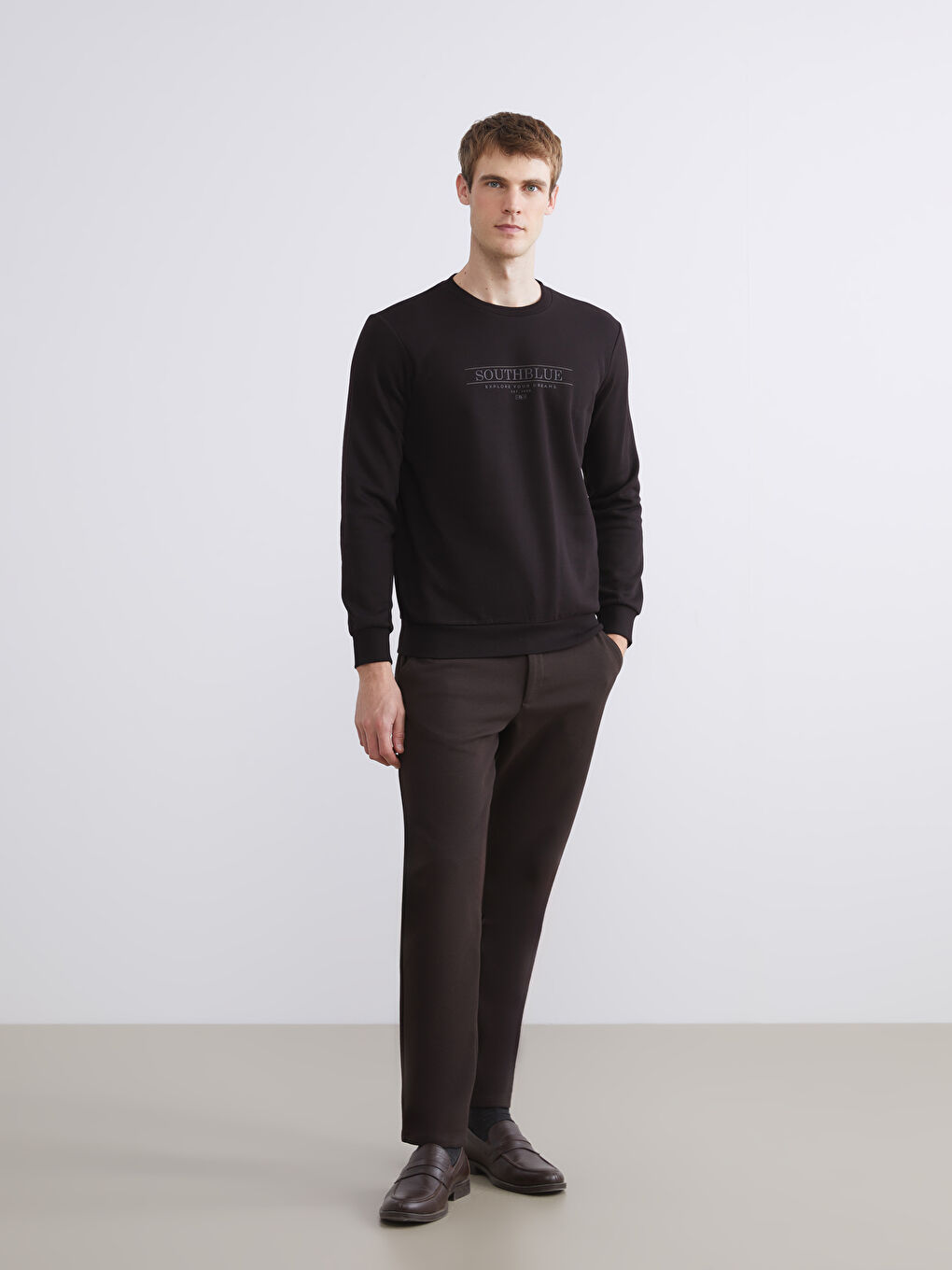 سويتشيرت غليظ مطبوع بقبّ رجال-1