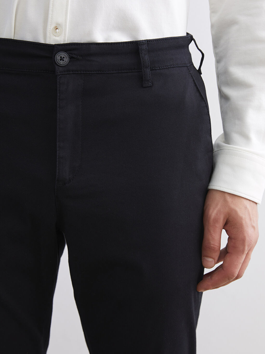 Siyah Dar Kalıp Erkek Chino Pantolon-2