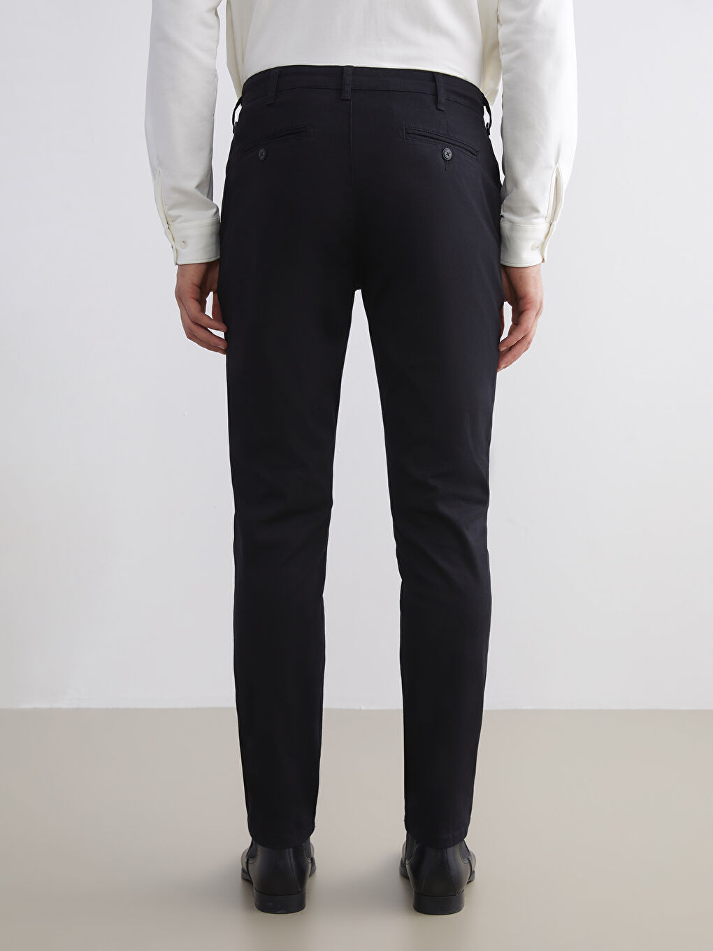 Siyah Dar Kalıp Erkek Chino Pantolon-3