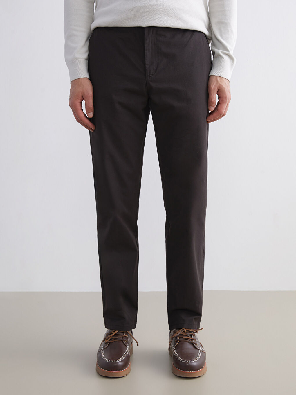 Kahverengi Standart Kalıp Erkek Pantolon-1