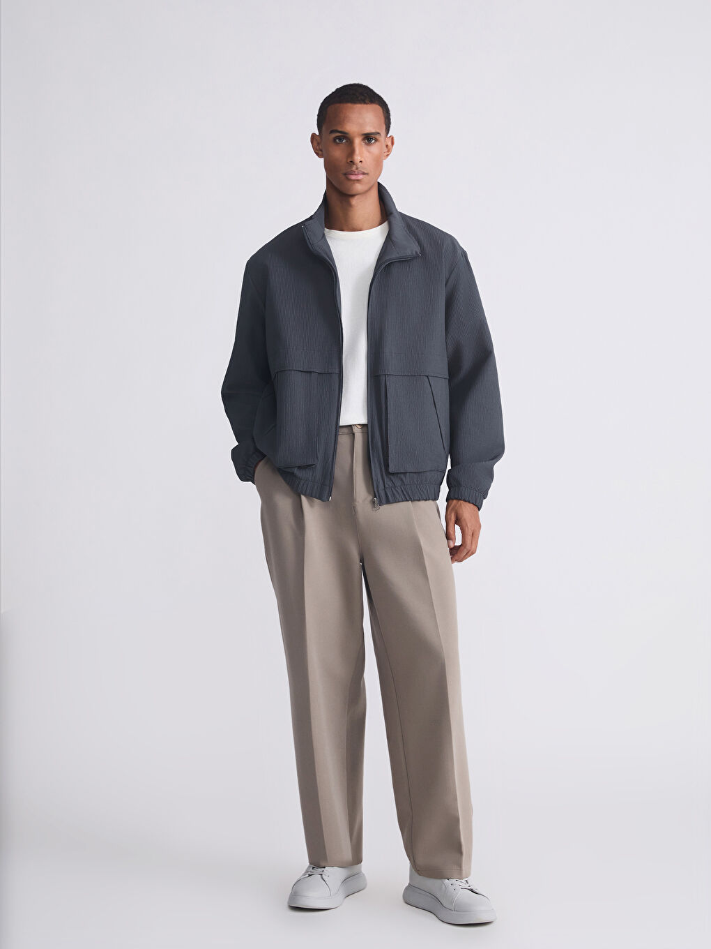 Antrasit Rahat Kalıp Dik Yaka Erkek Mont-1