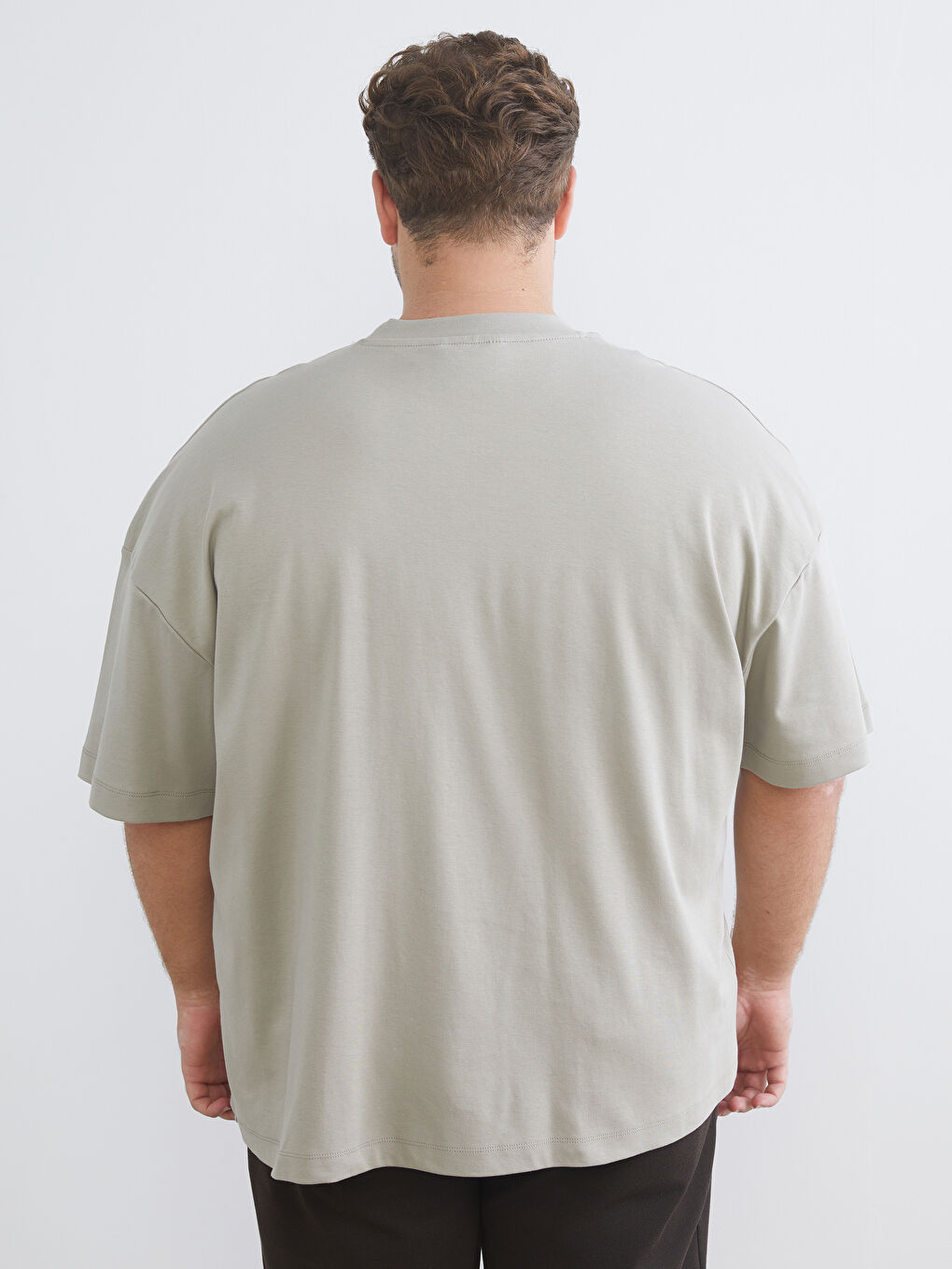Plus Size Crew Neck Men's T-Shirt-3