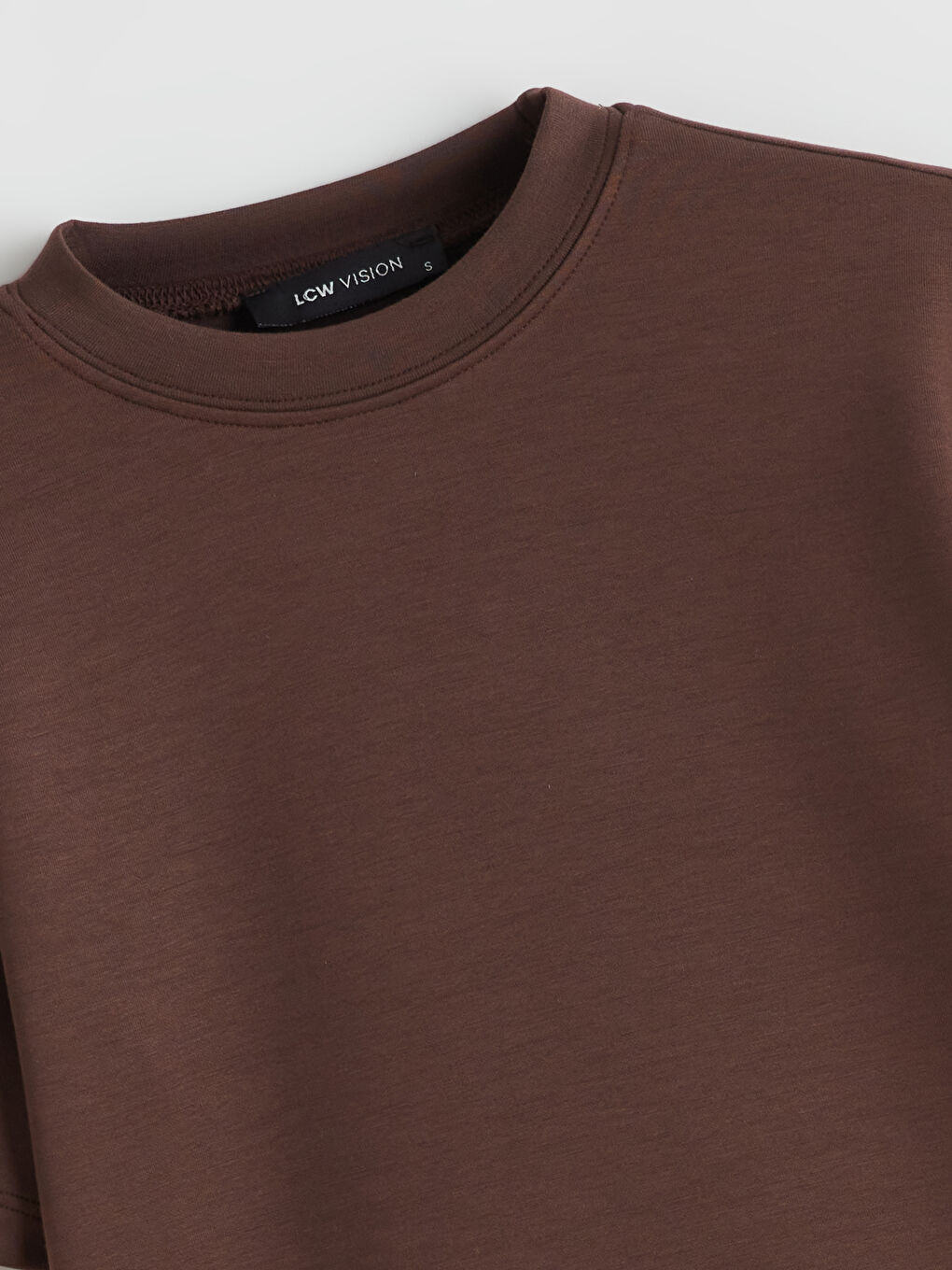 Kahverengi Dik Yaka Kadın Tişört-5