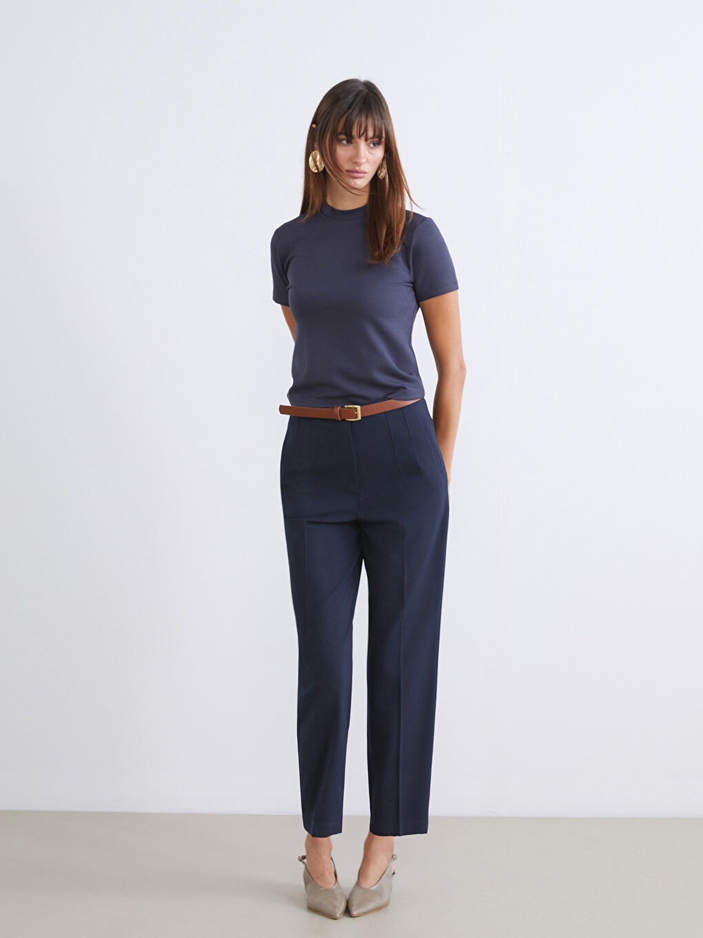 Lacivert Dik Yaka Kadın Tişört-1