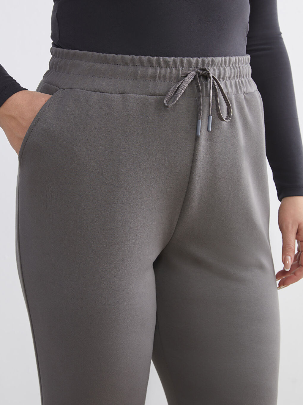 Gri Büyük Beden Beli Lastikli Kadın Eşofman Altı-4