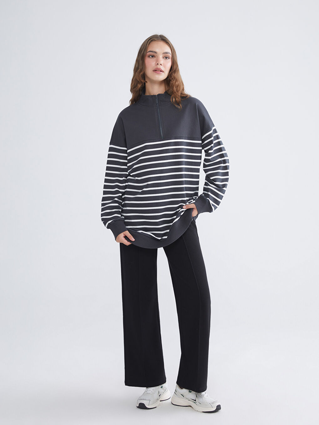 Gri Büyük Beden Çizgili Kadın Sweatshirt Tunik-2