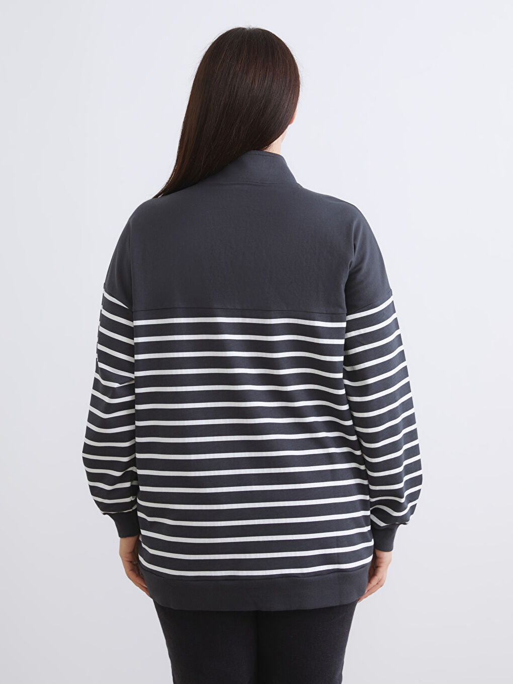 Gri Büyük Beden Çizgili Kadın Sweatshirt Tunik-8