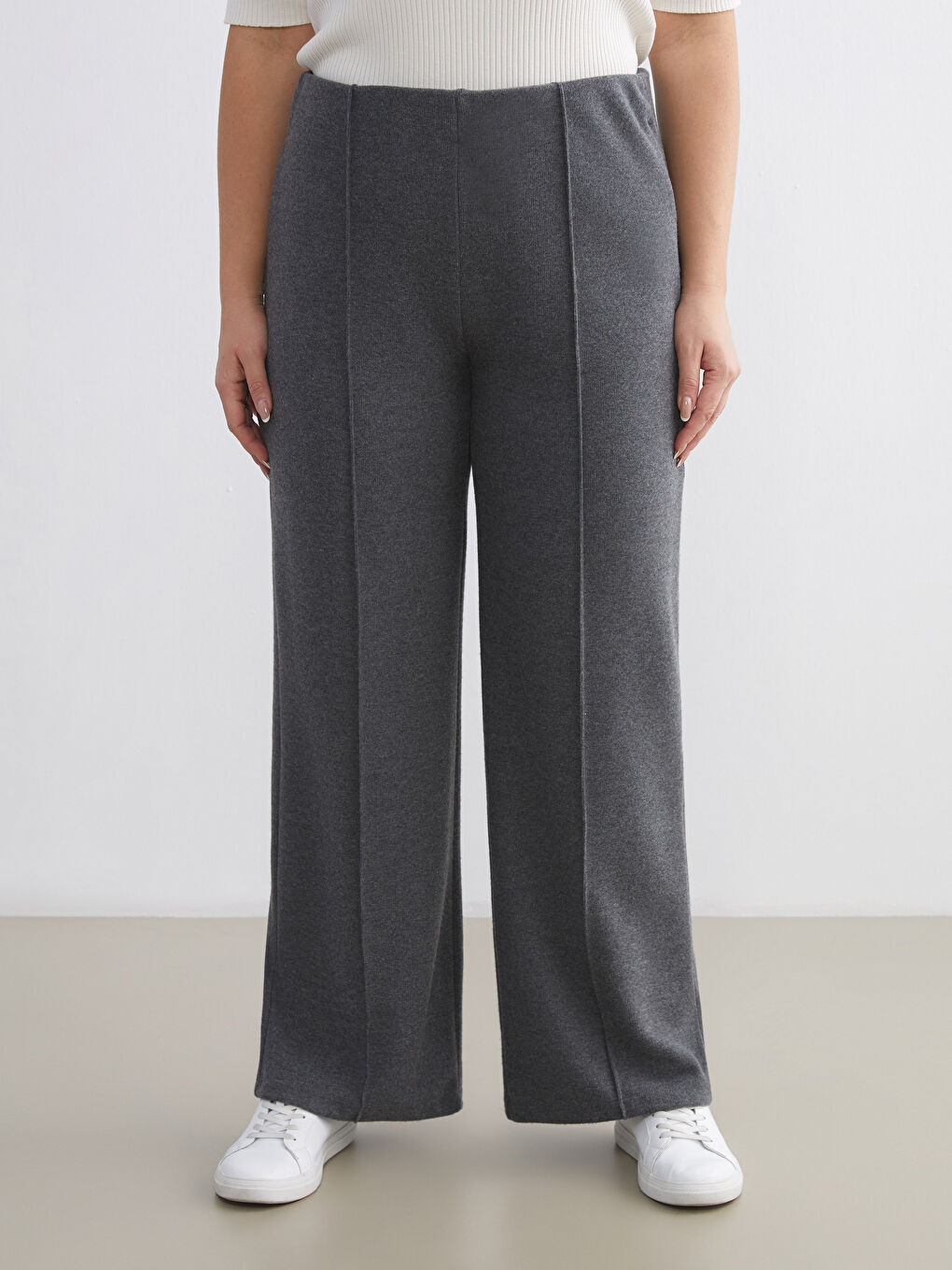 Antrasit Büyük Beden Beli Lastikli Kadın Eşofman Altı-1