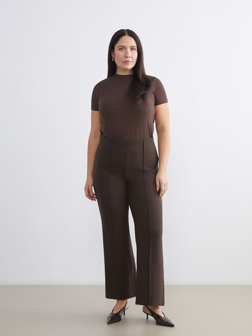 Kahverengi Büyük Beden Beli Lastikli Kadın Eşofman Altı-1