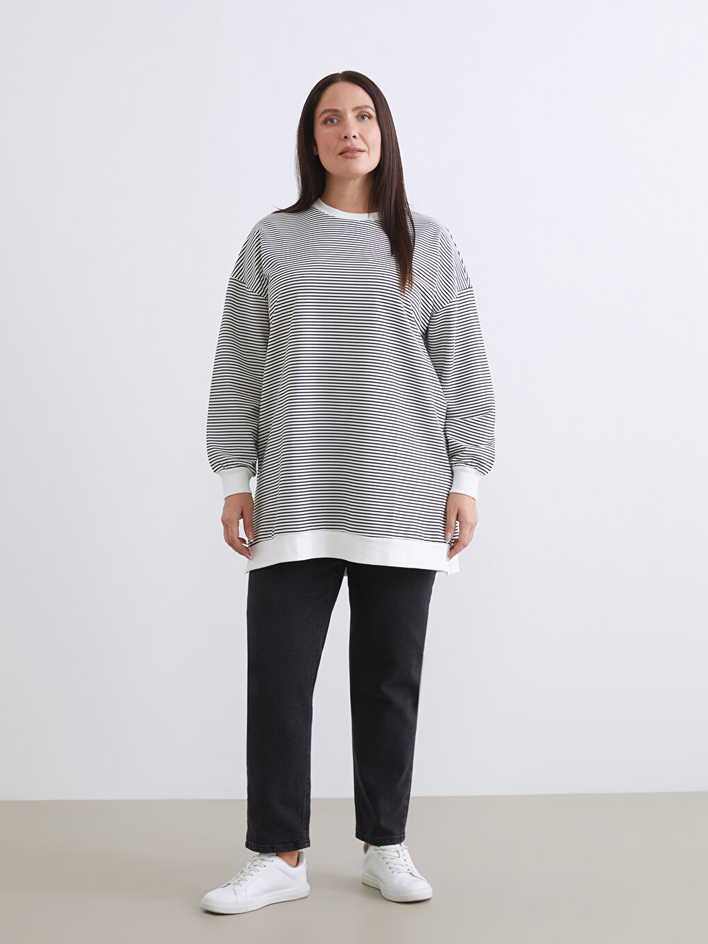 Siyah Büyük Beden Çizgili Kadın Sweatshirt Tunik-3