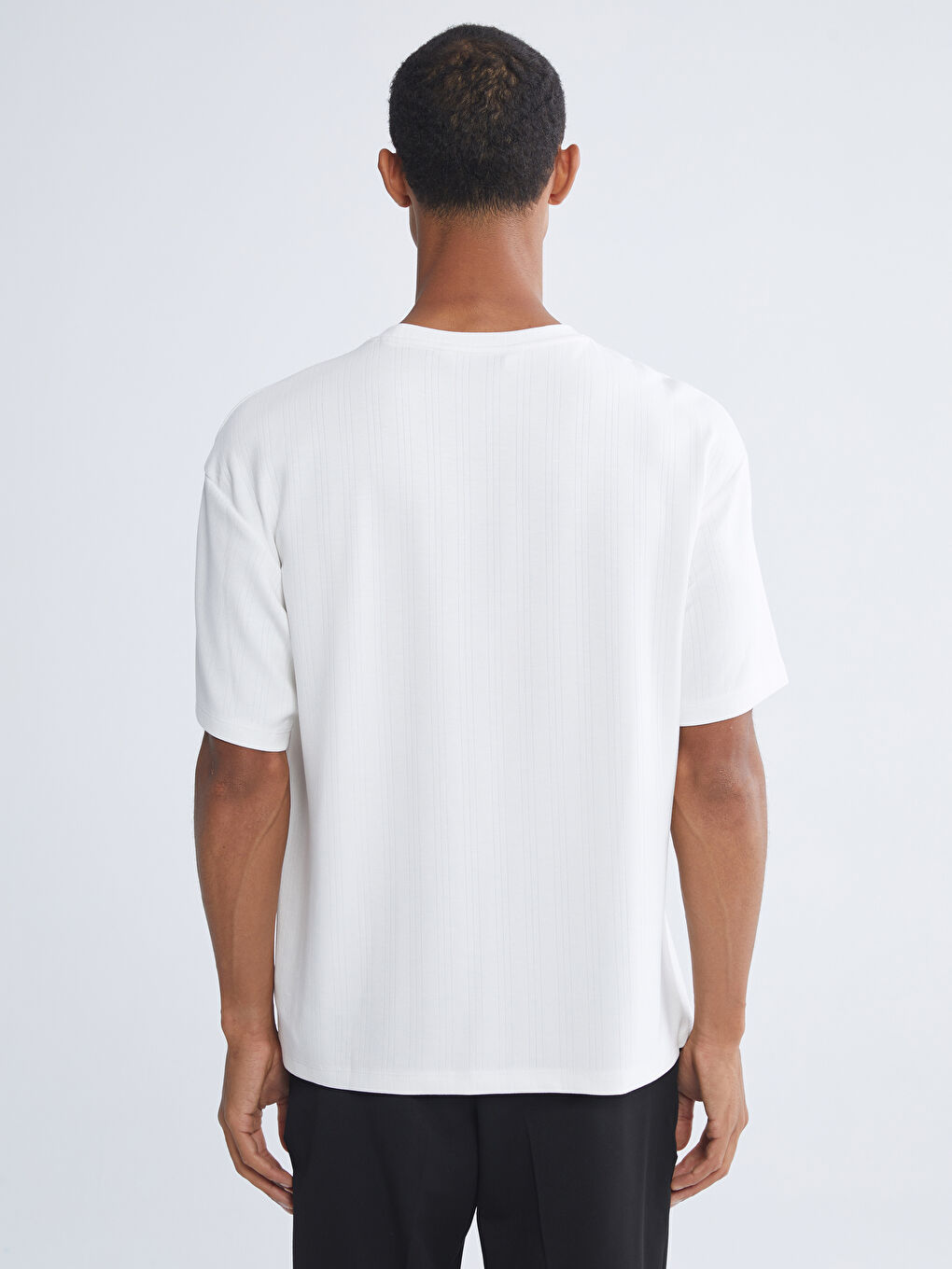 Ekru Bisiklet Yaka Erkek Tişört-3