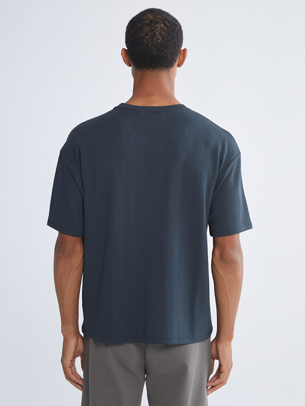 Antrasit Bisiklet Yaka Erkek Tişört-3