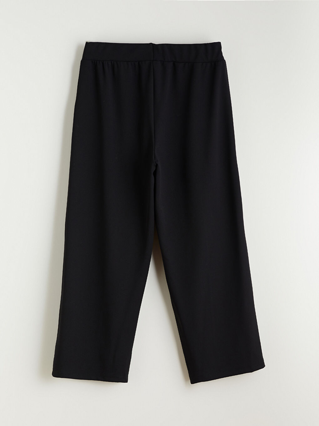 Siyah Beli Lastikli Geniş Paça Kadın Pantolon-1