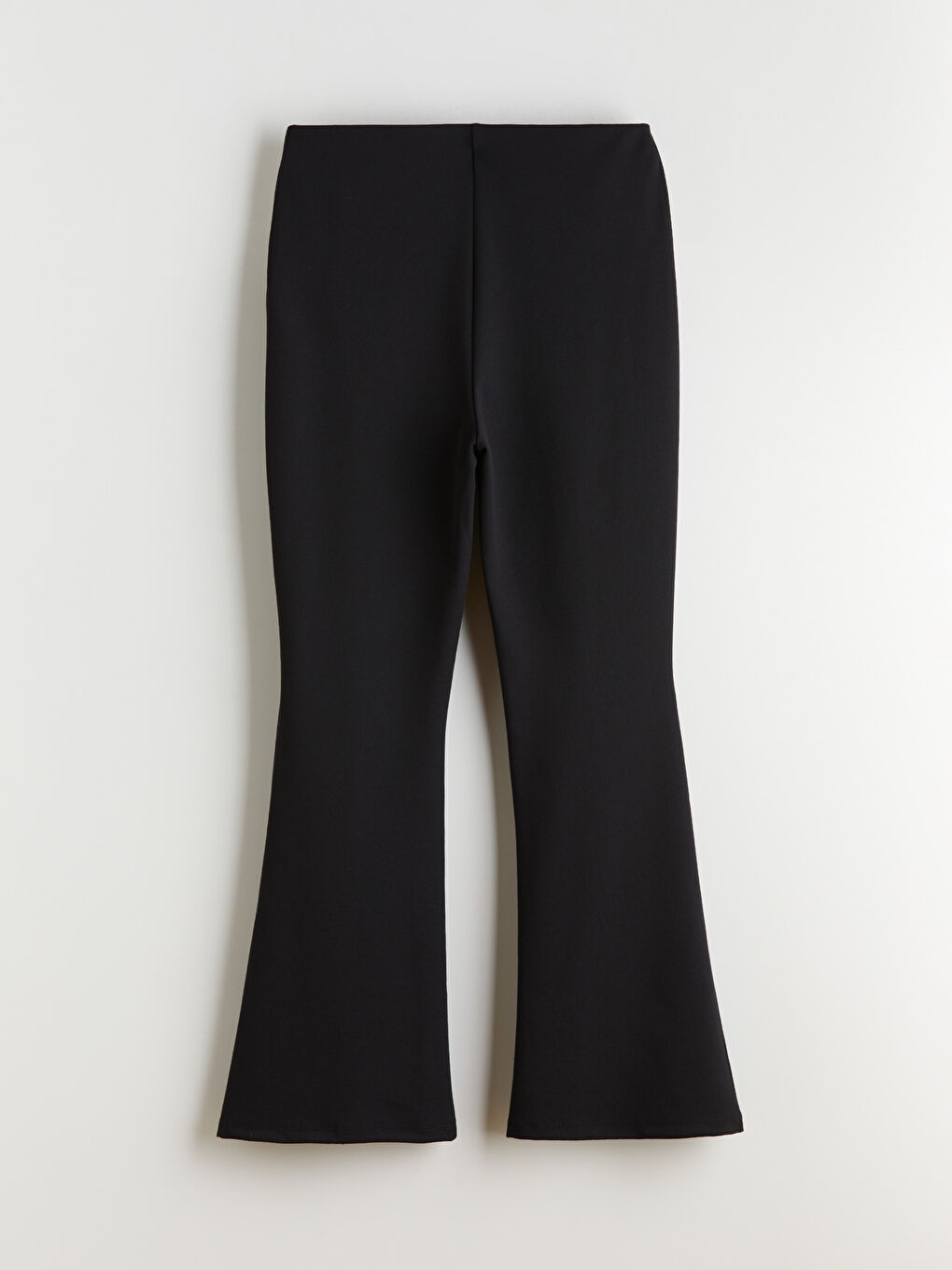 Siyah Dar Fit İspanyol Paça Kadın Pantolon-5