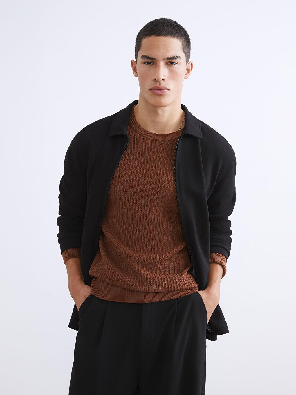 Siyah Polo Yaka Erkek Fermuarlı Sweatshirt