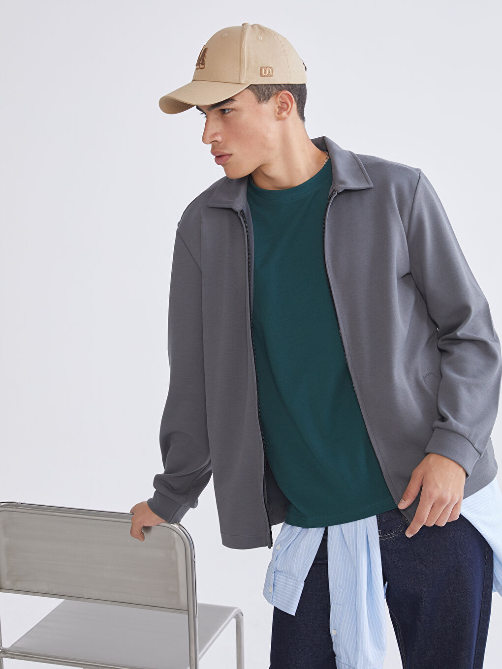 Gri Polo Yaka Erkek Fermuarlı Sweatshirt