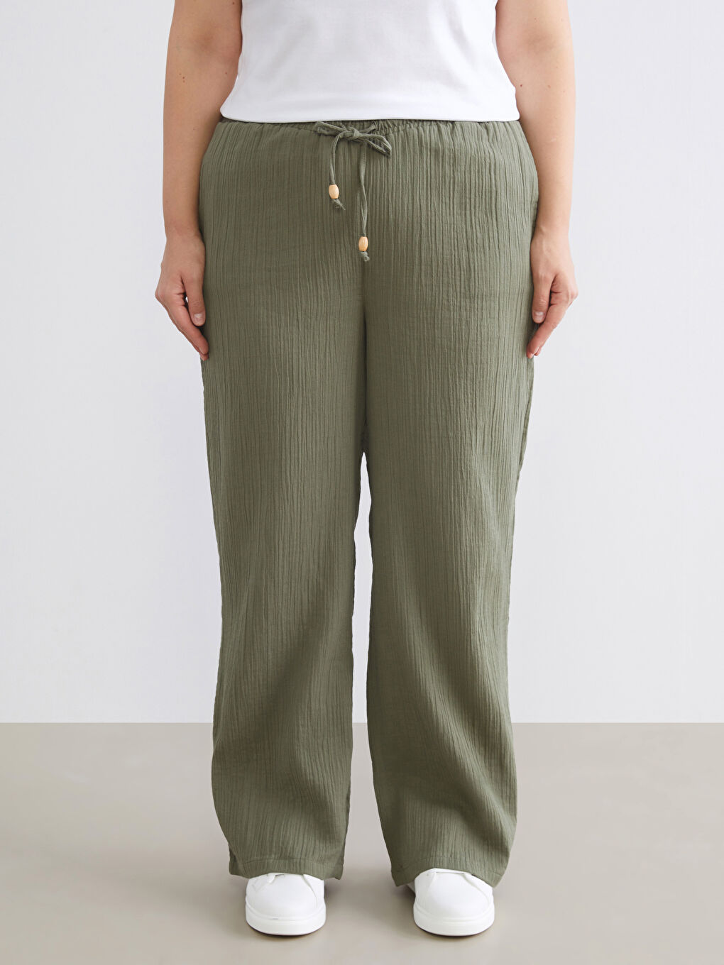 Haki Beli Lastikli Dokulu Geniş Paça Kadın Pantolon-3