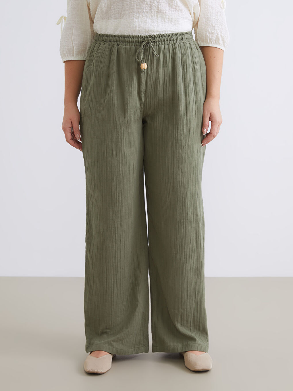 Haki Beli Lastikli Dokulu Geniş Paça Kadın Pantolon-2