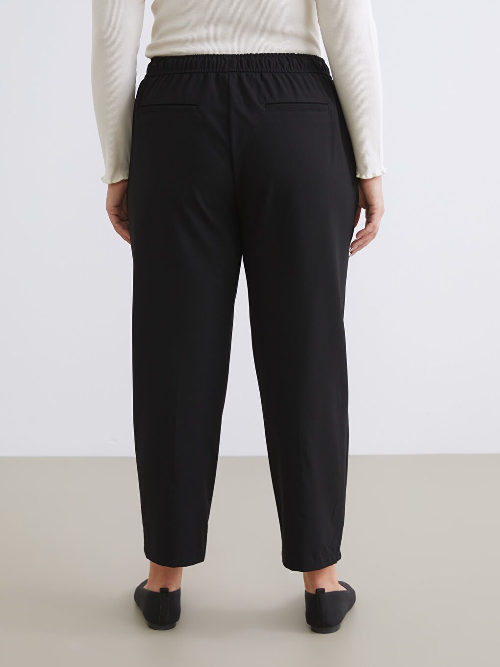 Siyah Beli Lastikli Kadın Pantolon-5