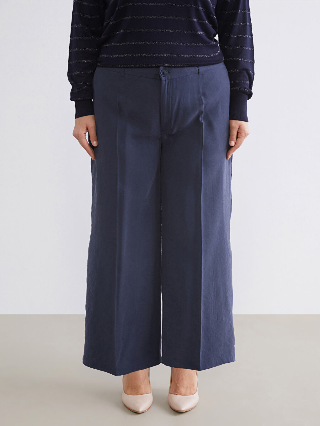 Lacivert Modal Karışımlı Kadın Pileli Pantolon-3