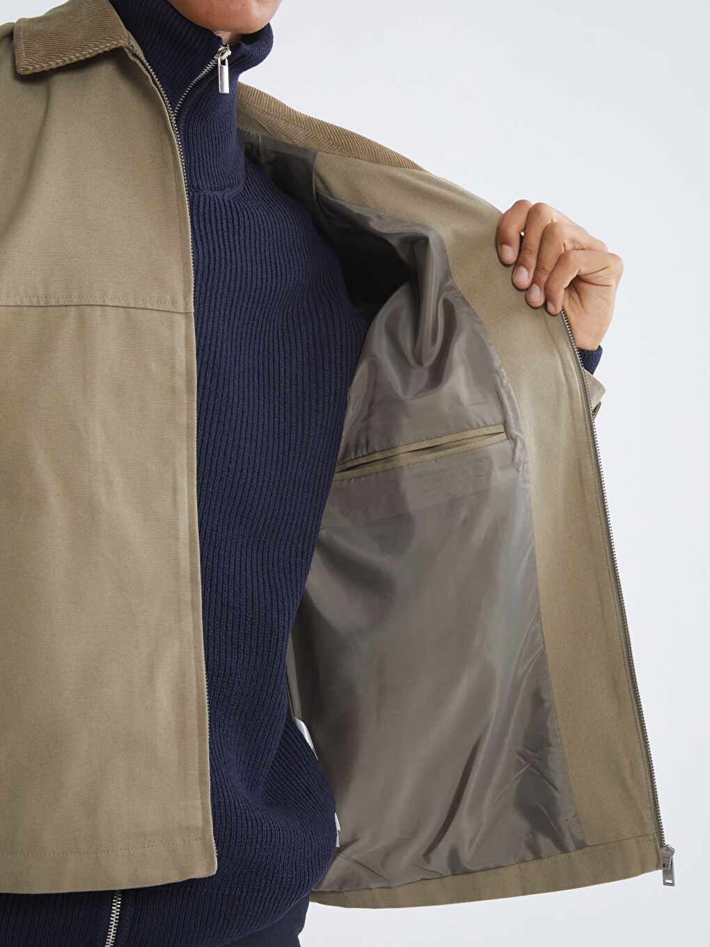 Bej Rahat Kalıp Kadife Yaka Erkek Mont-5