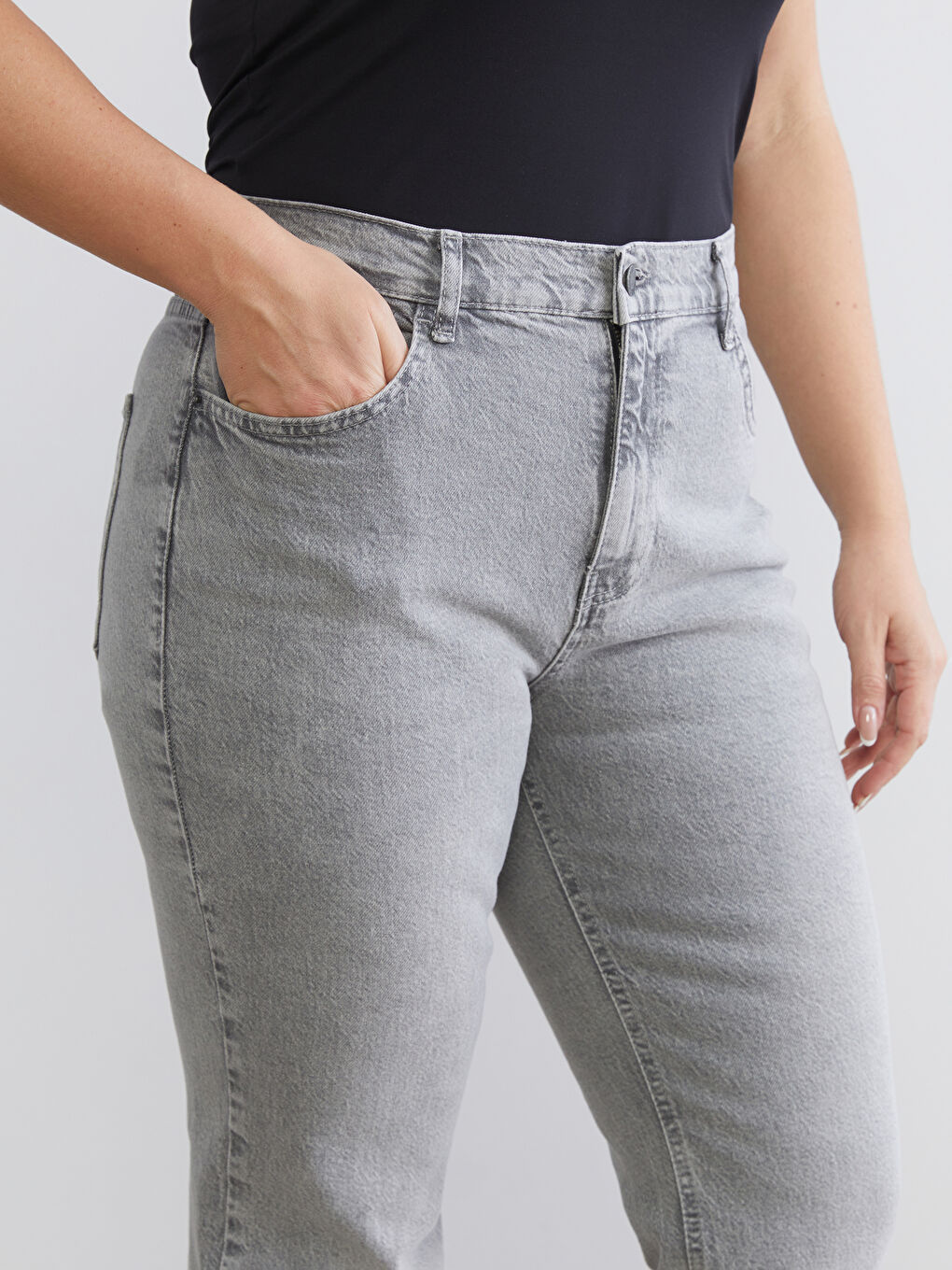 Gri Mom Fit Kadın Jean Pantolon-2