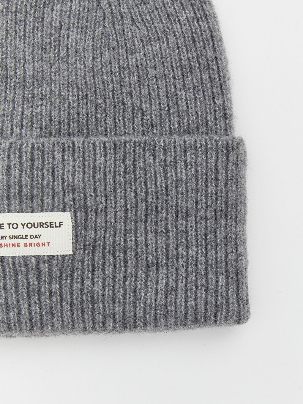 Вышитая Женская Шапка-1