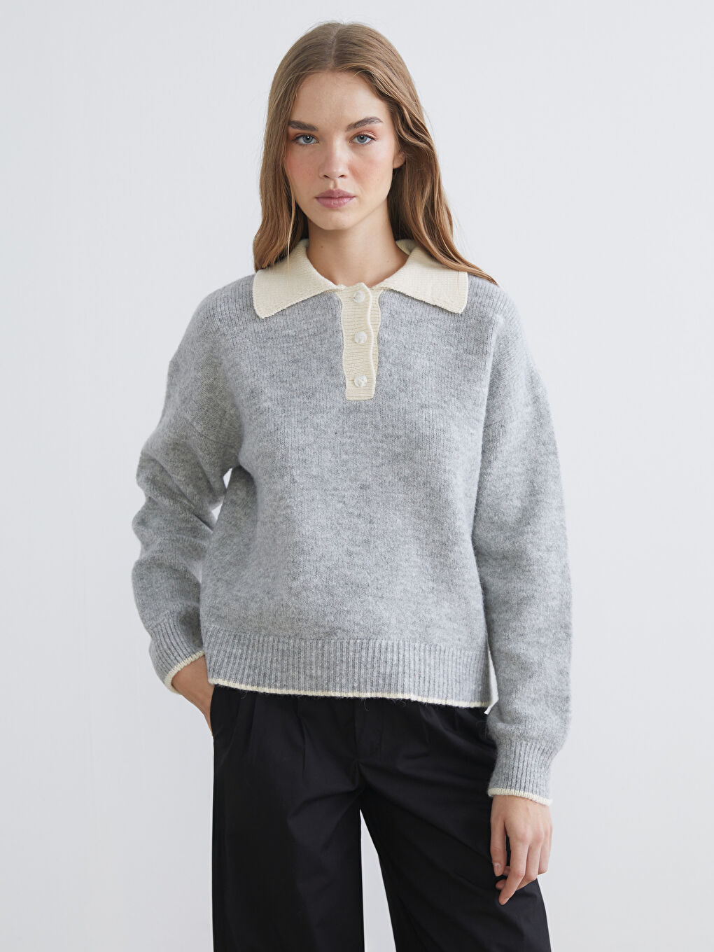 Gri Polo Yaka Oversize Kadın Triko Kazak