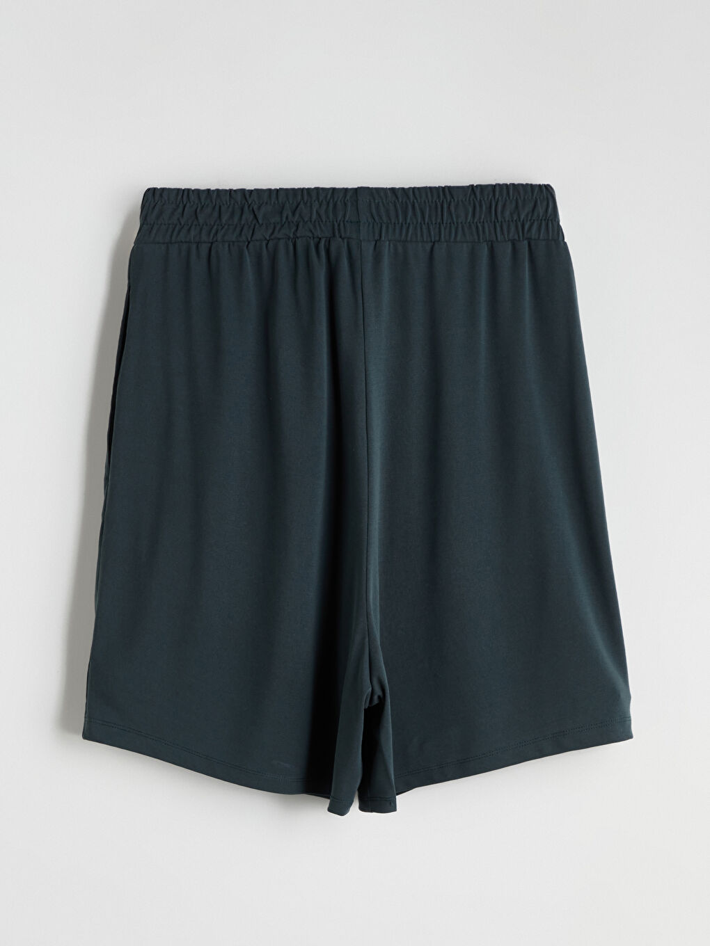 Siyah Beli Lastikli Kadın Şort-9