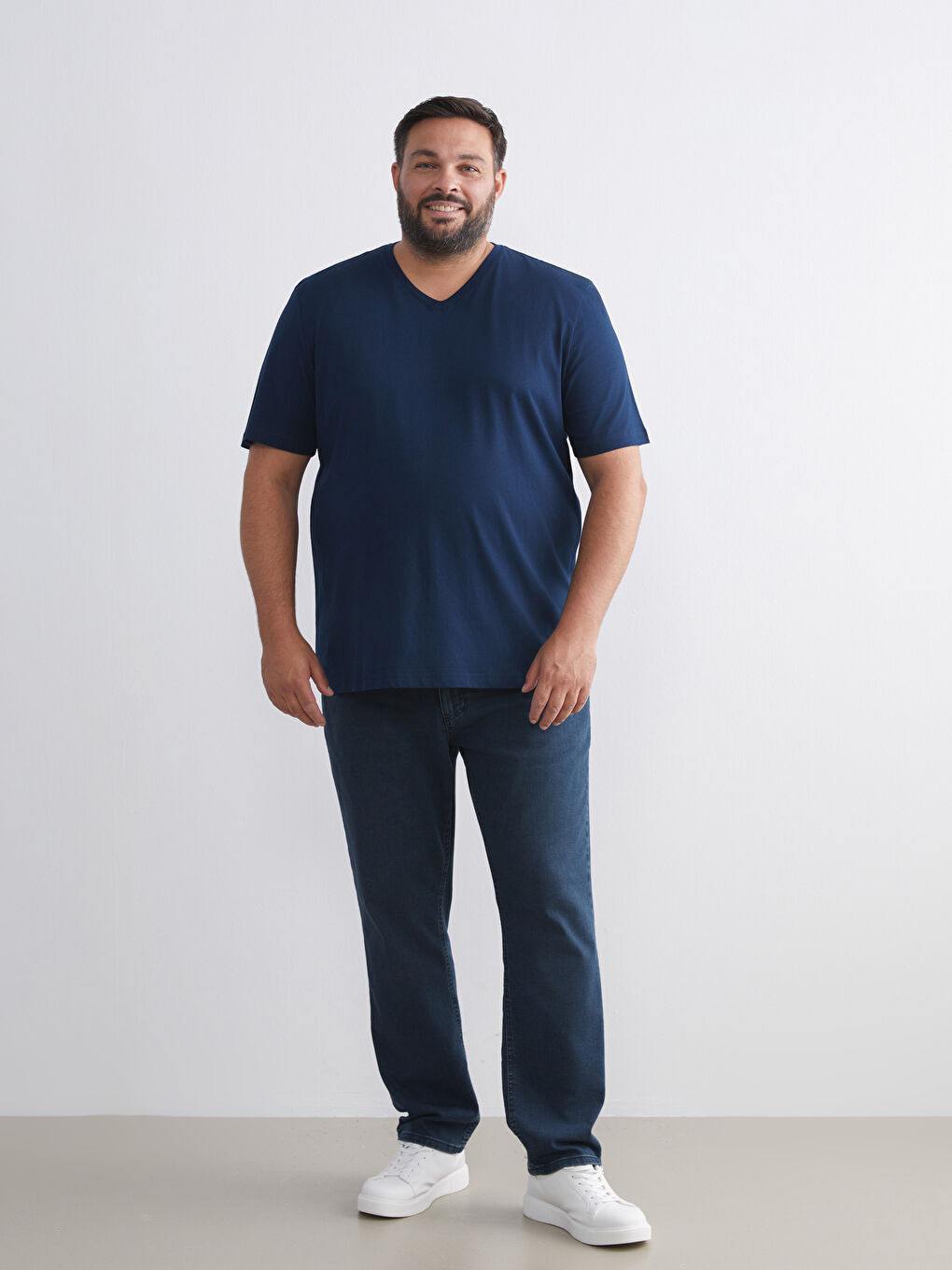 Lacivert Büyük Beden V Yaka Penye Erkek Tişört-3