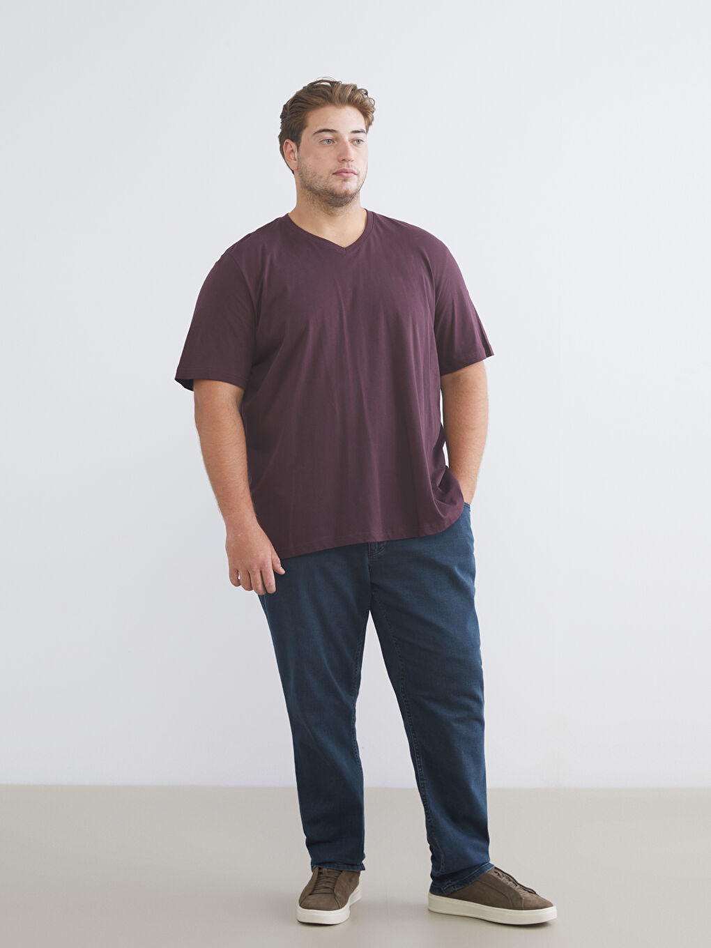 Mürdüm Büyük Beden V Yaka Penye Erkek Tişört-1