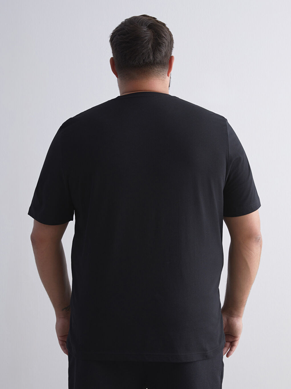 Siyah Büyük Beden Basic Penye Erkek Tişört-3