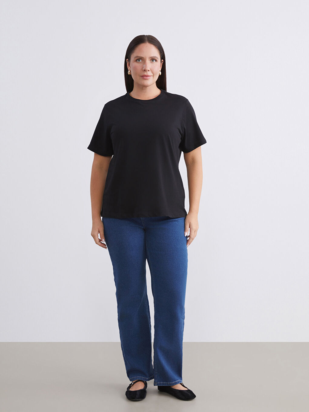 Siyah Büyük Beden Bisiklet Yaka Kadın Tişört 2'li-3