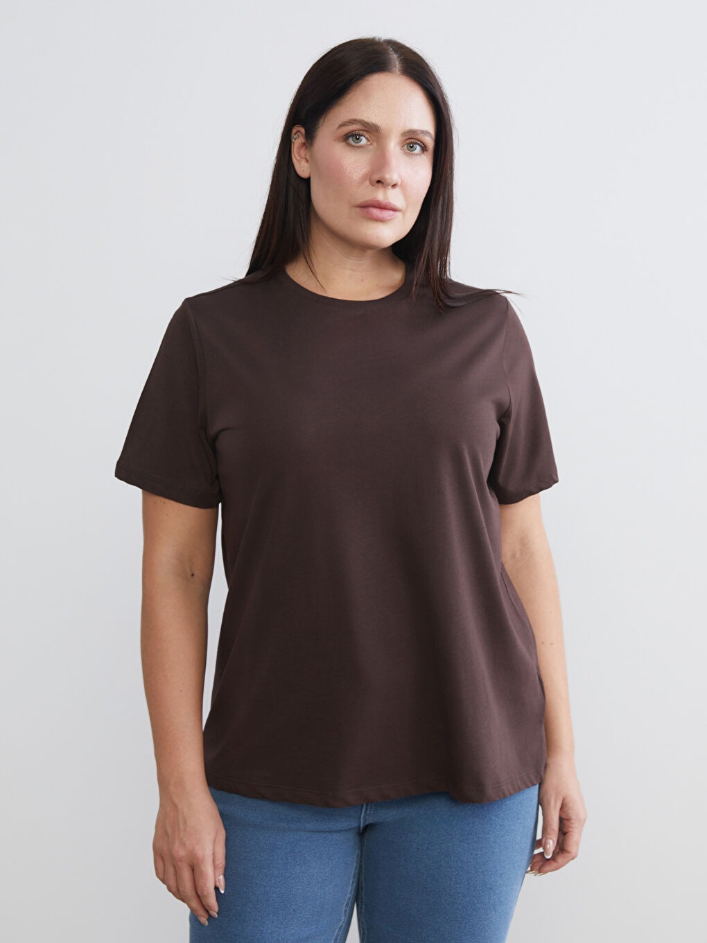 Kahverengi Büyük Beden Bisiklet Yaka Kadın Tişört 2'li-2