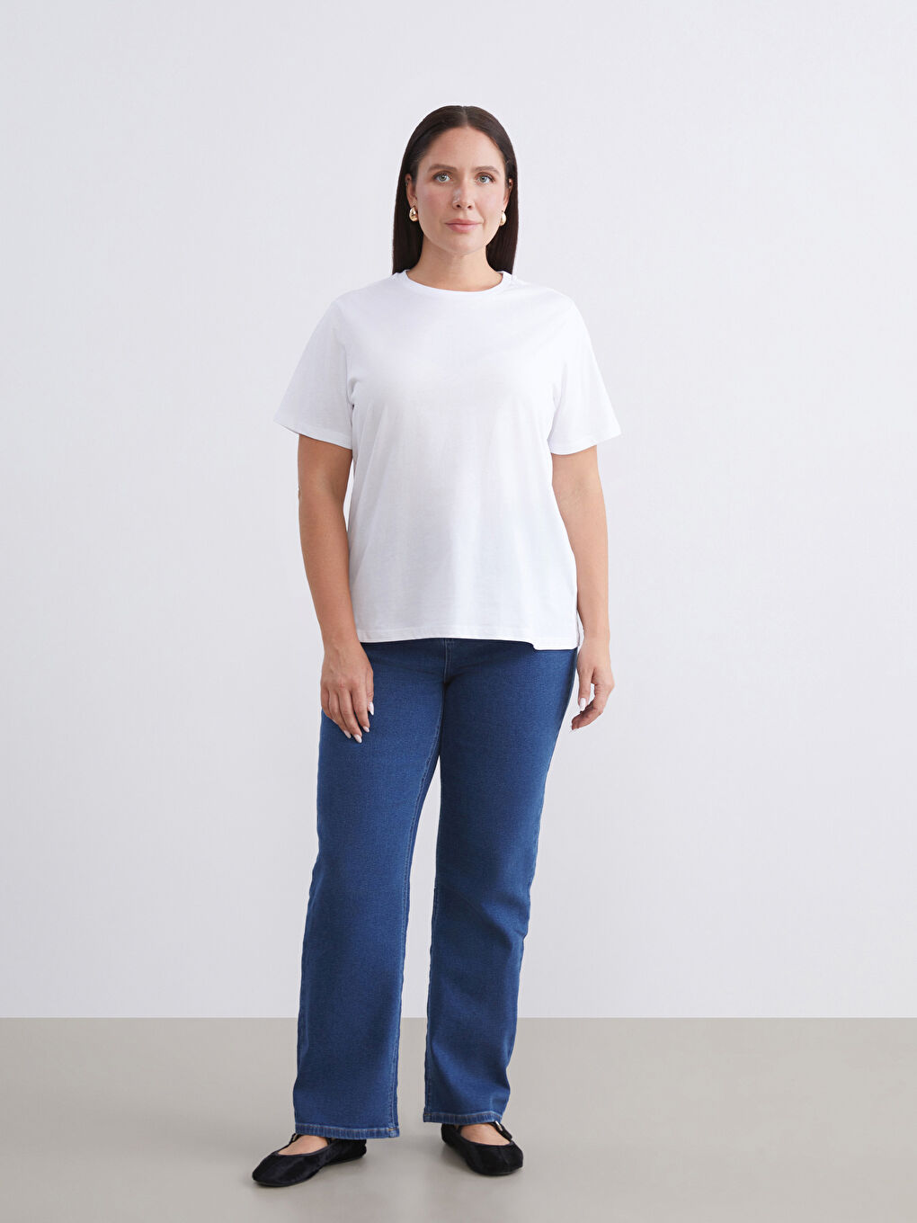 Beyaz Büyük Beden Bisiklet Yaka Kadın Tişört 2'li-3