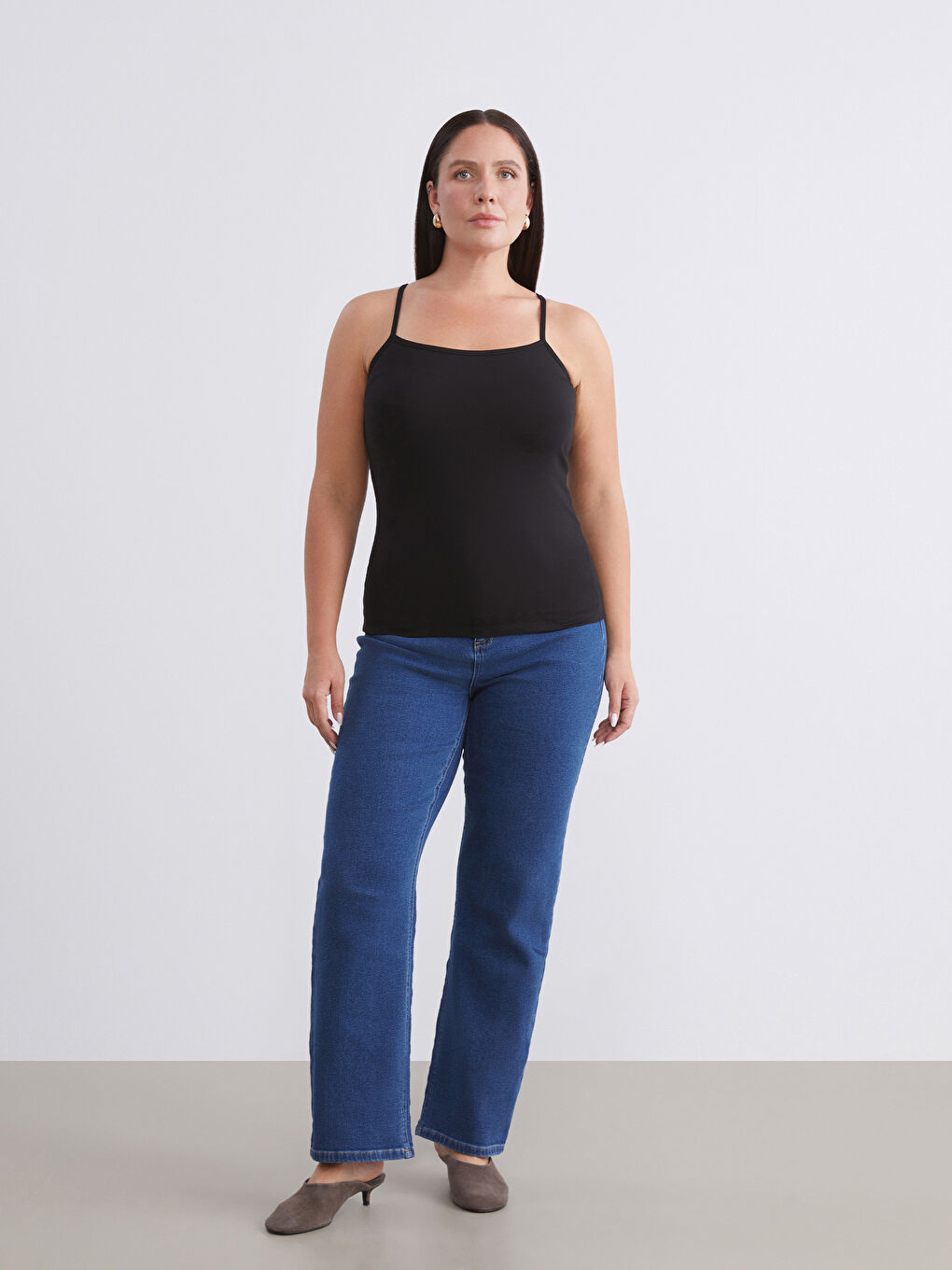 Beyaz Büyük Beden U Yaka Kadın Atlet 2'li-3