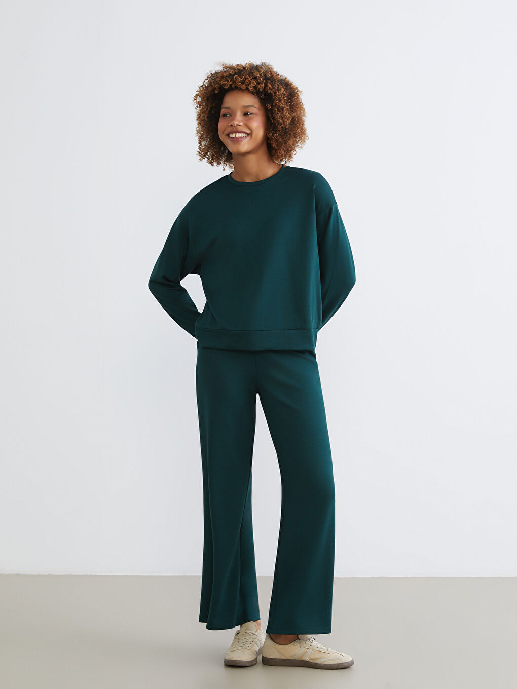 Crew Neck Oversize Women's Sweatshirt-1