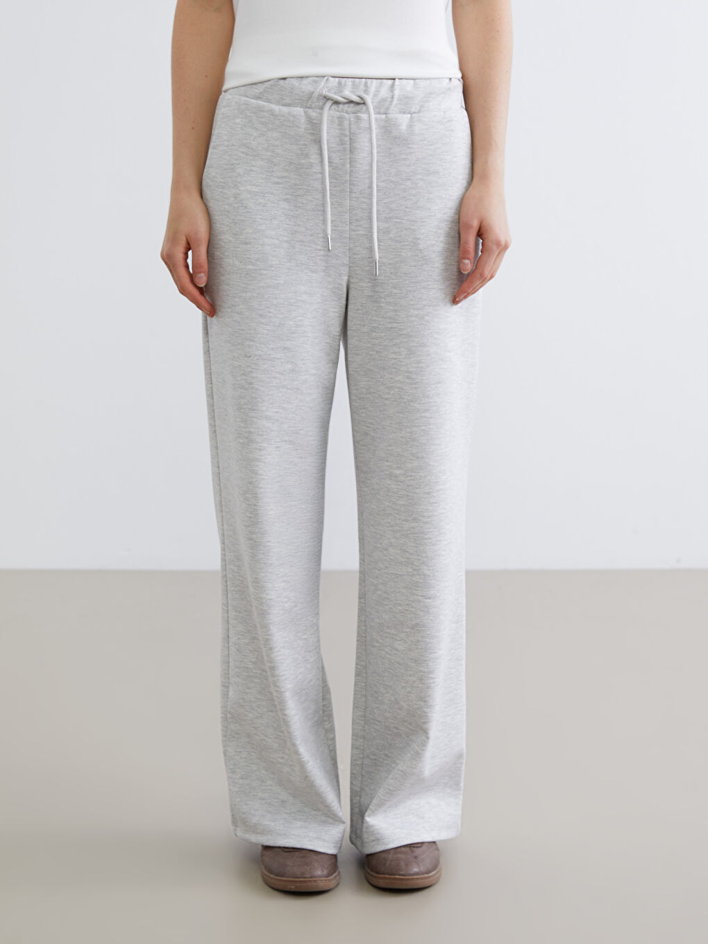 Women's Sweatpants with Elastic Waist-1