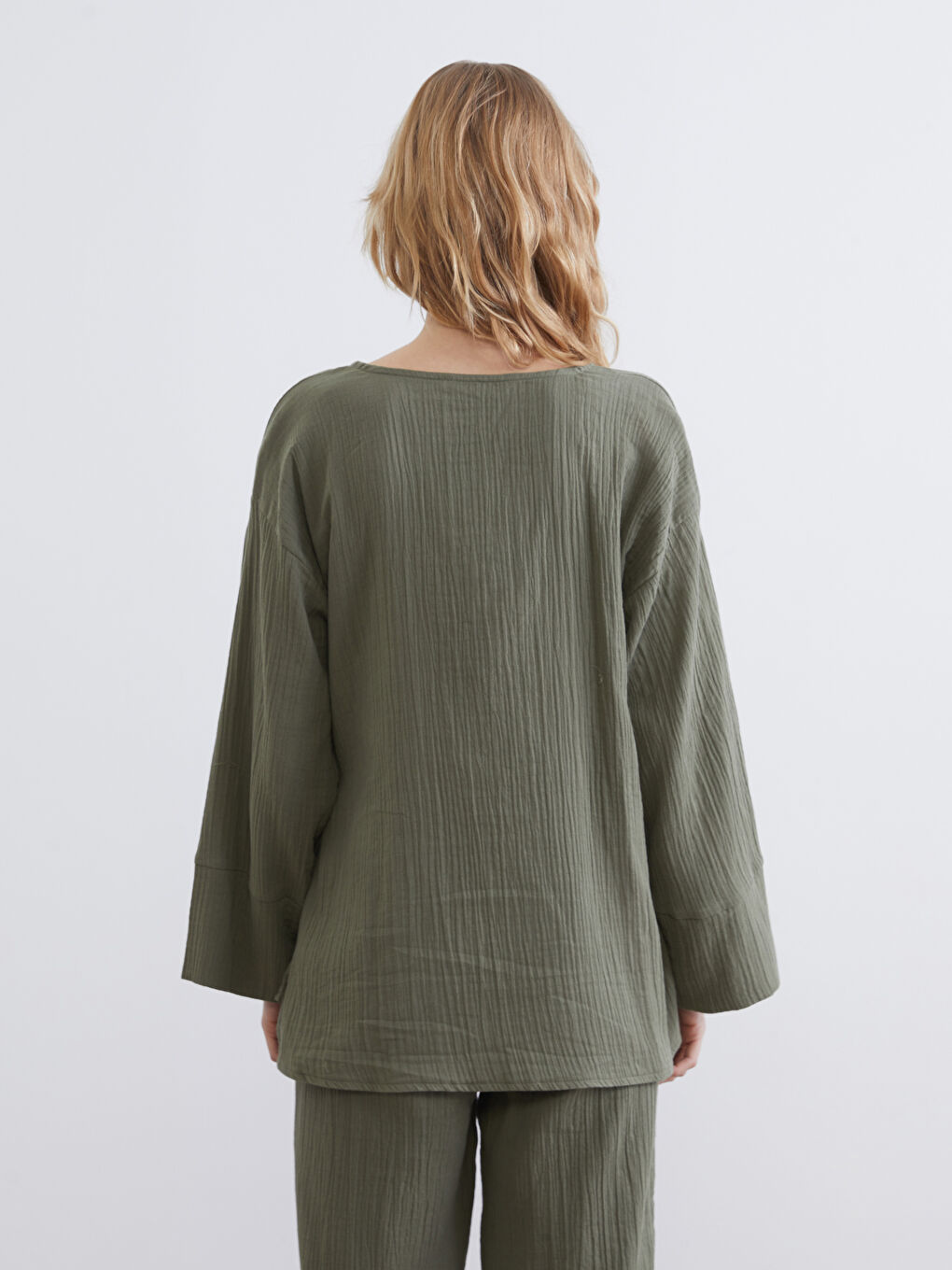 كيمونو بصفين زراير مُحبحب للسيدات-6