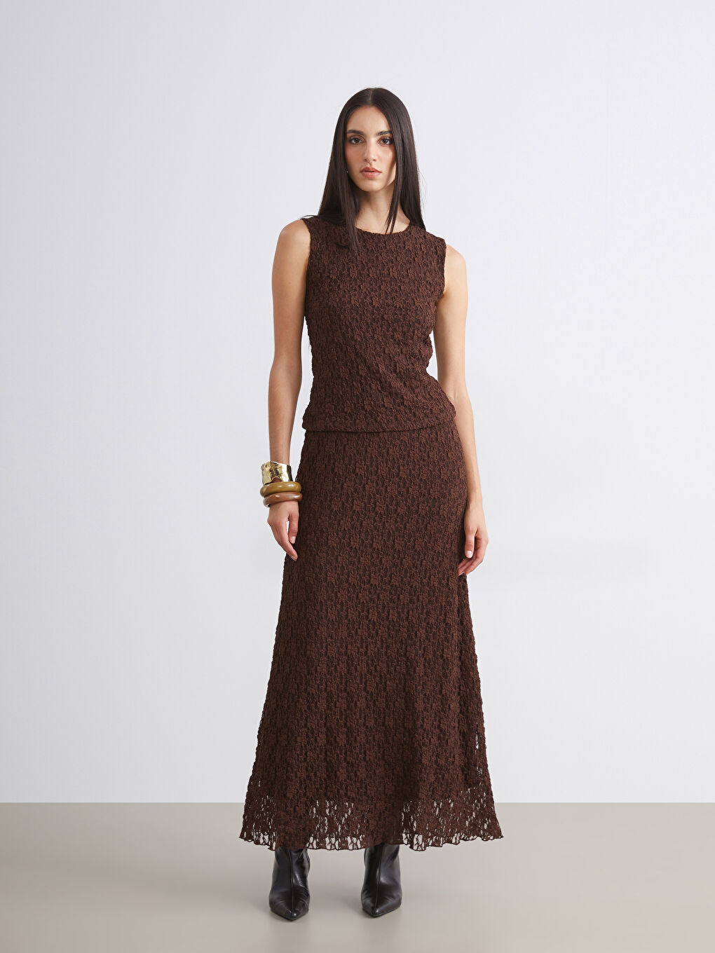 Kahverengi Bisiklet Yaka Dokulu Kadın Atlet-1