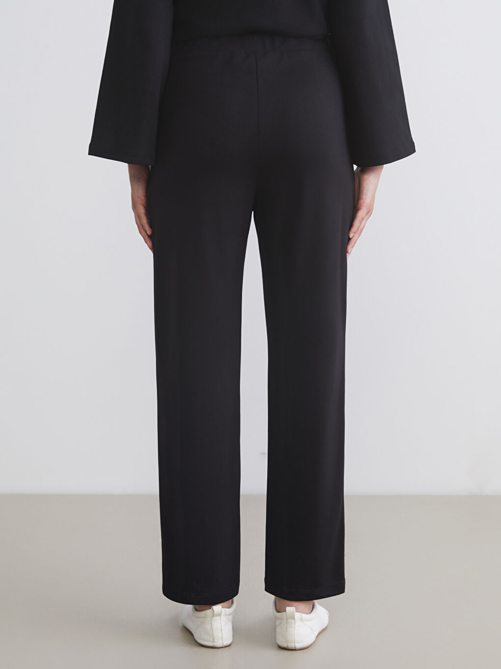 Siyah Beli Lastikli Kadın Eşofman Altı-4