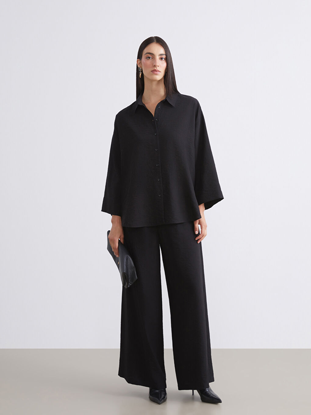 Siyah Loose Fit Kadın Gömlek-1
