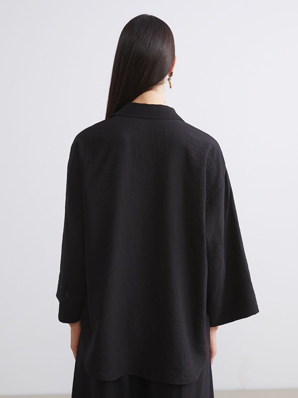 Siyah Loose Fit Kadın Gömlek-3