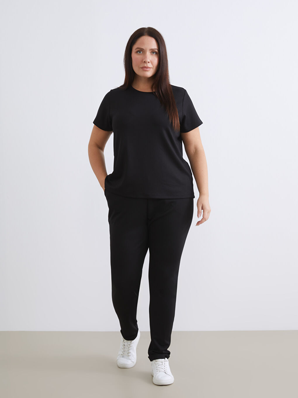 Siyah Beli Lastikli Kadın Eşofman Altı-1