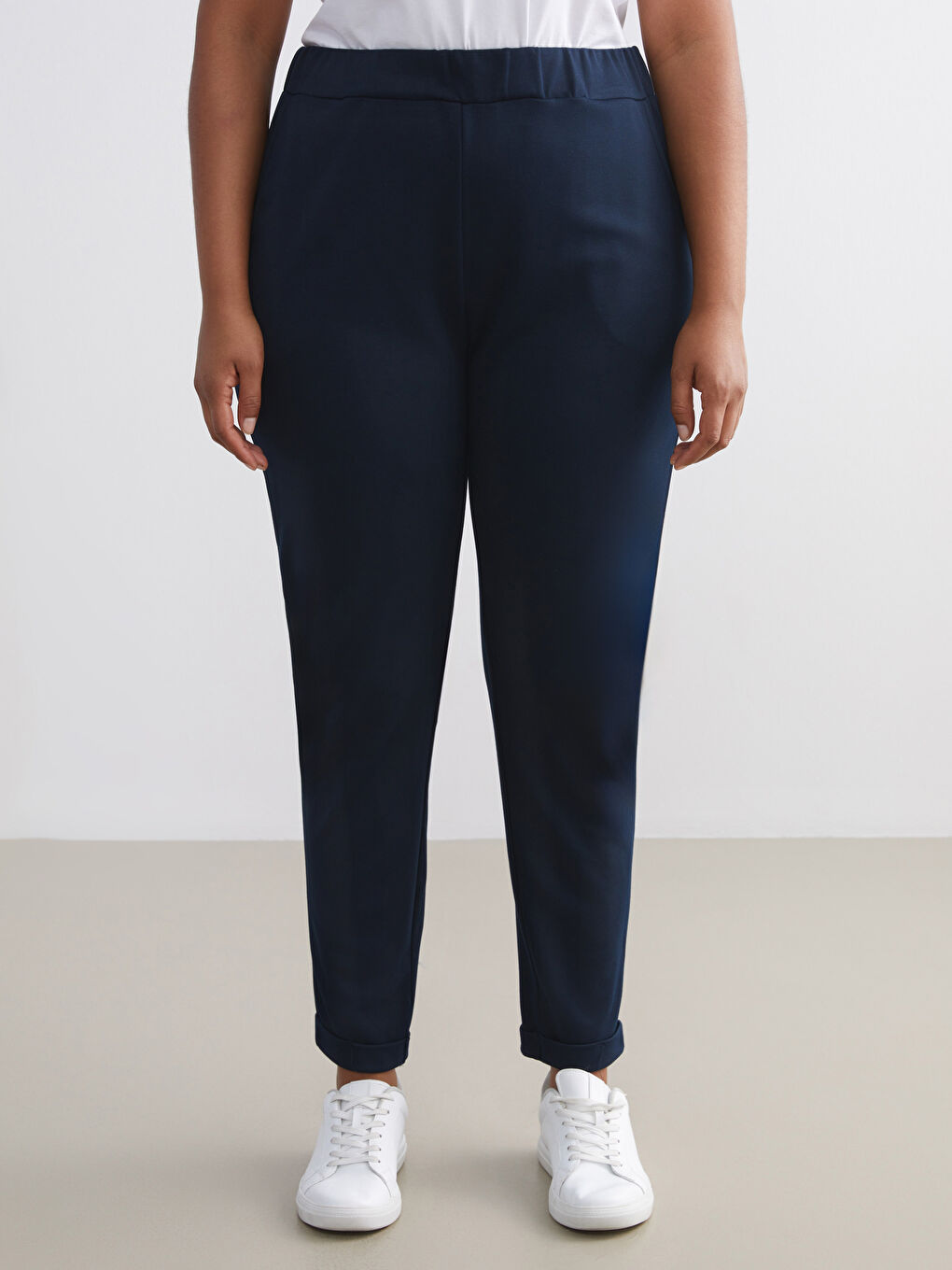 Lacivert Beli Lastikli Kadın Eşofman Altı-1