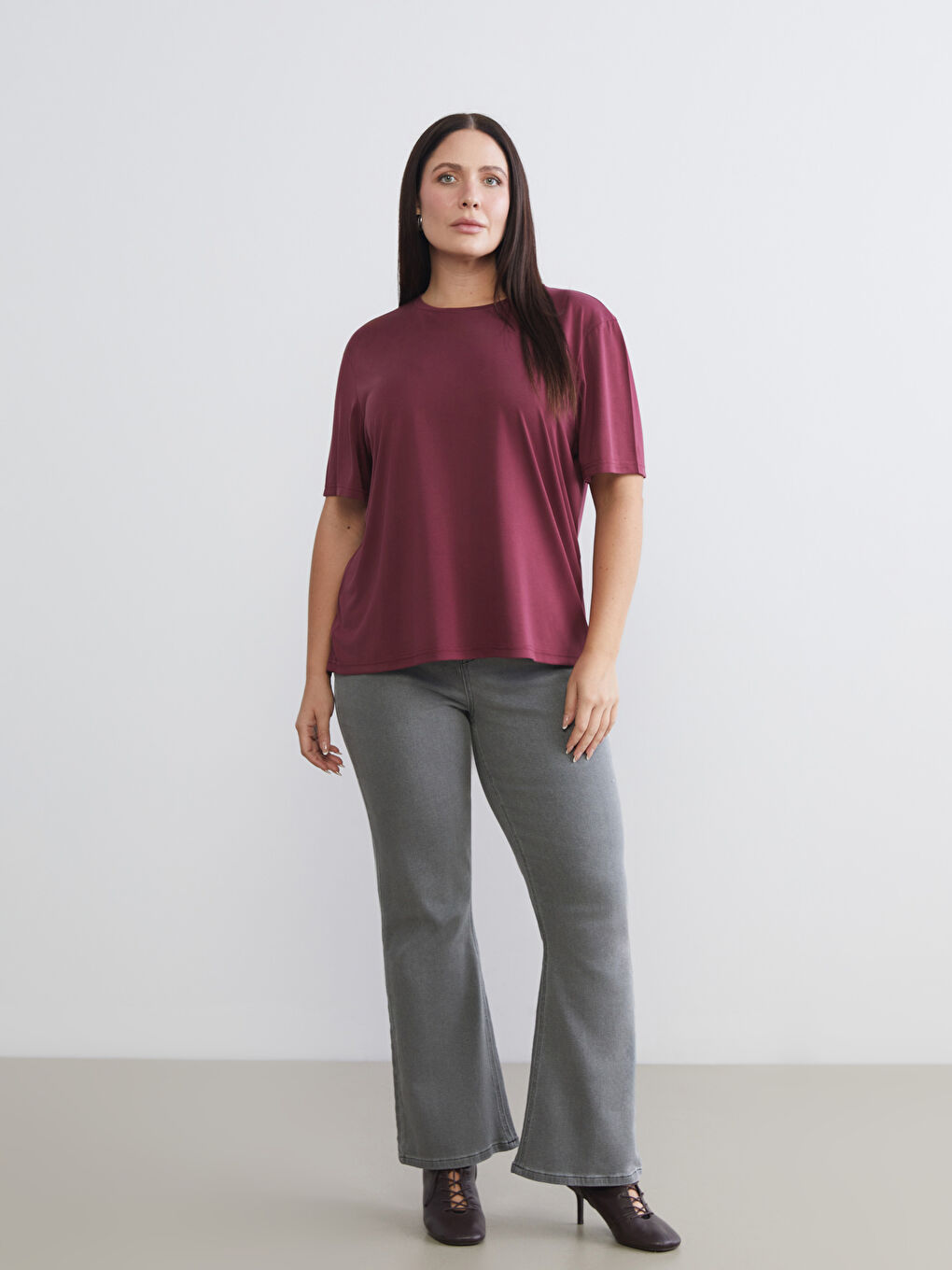 Siyah Büyük Beden Bisiklet Yaka Kadın Tişört 2'li-3