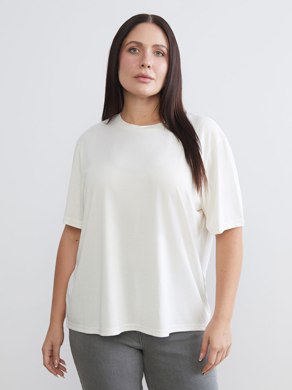 Beyaz Büyük Beden Bisiklet Yaka Kadın Tişört 2'li-1