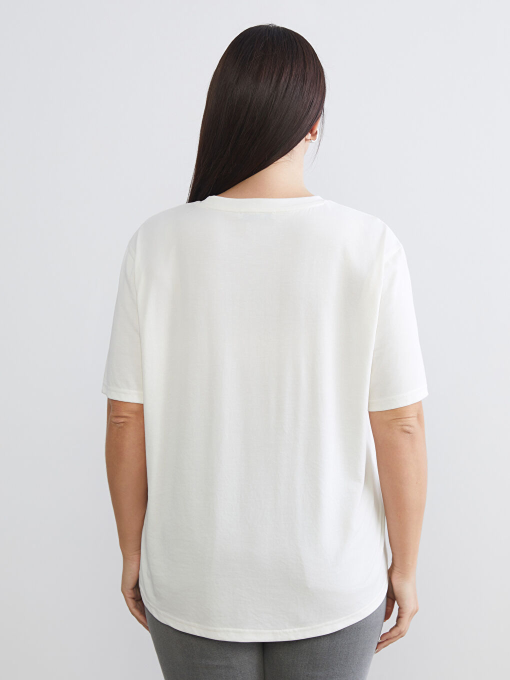 Beyaz Büyük Beden Bisiklet Yaka Kadın Tişört 2'li-5