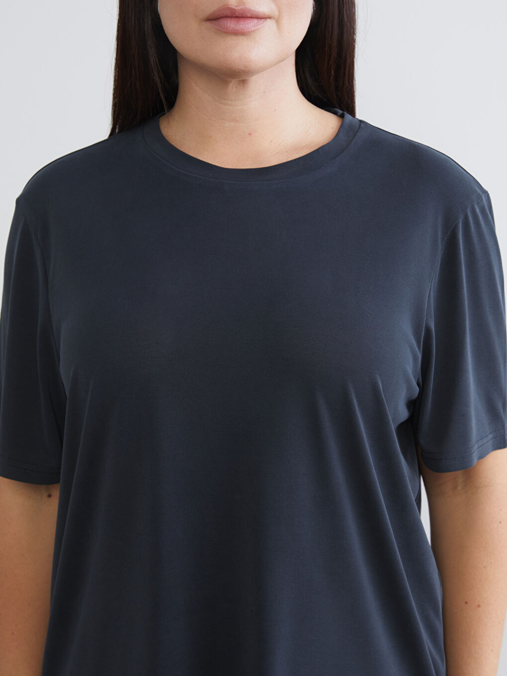 Siyah Büyük Beden Bisiklet Yaka Kadın Tişört 2'li-4